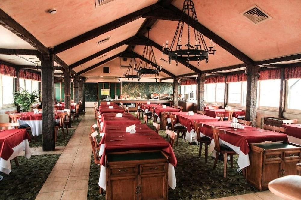 restaurant-cafeteria