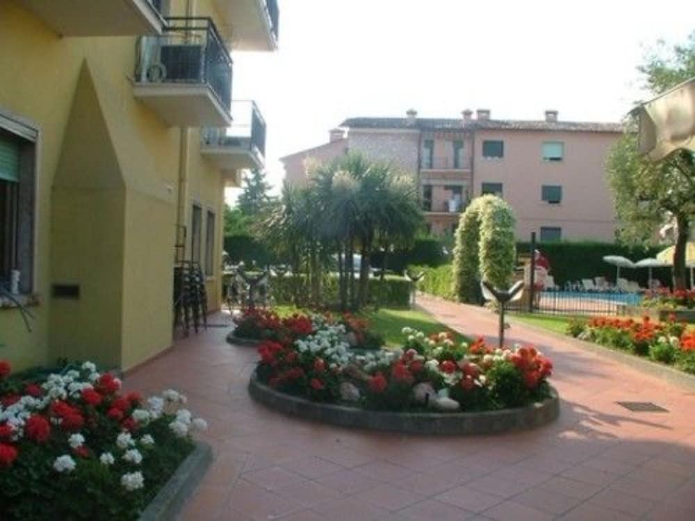 surroundings
