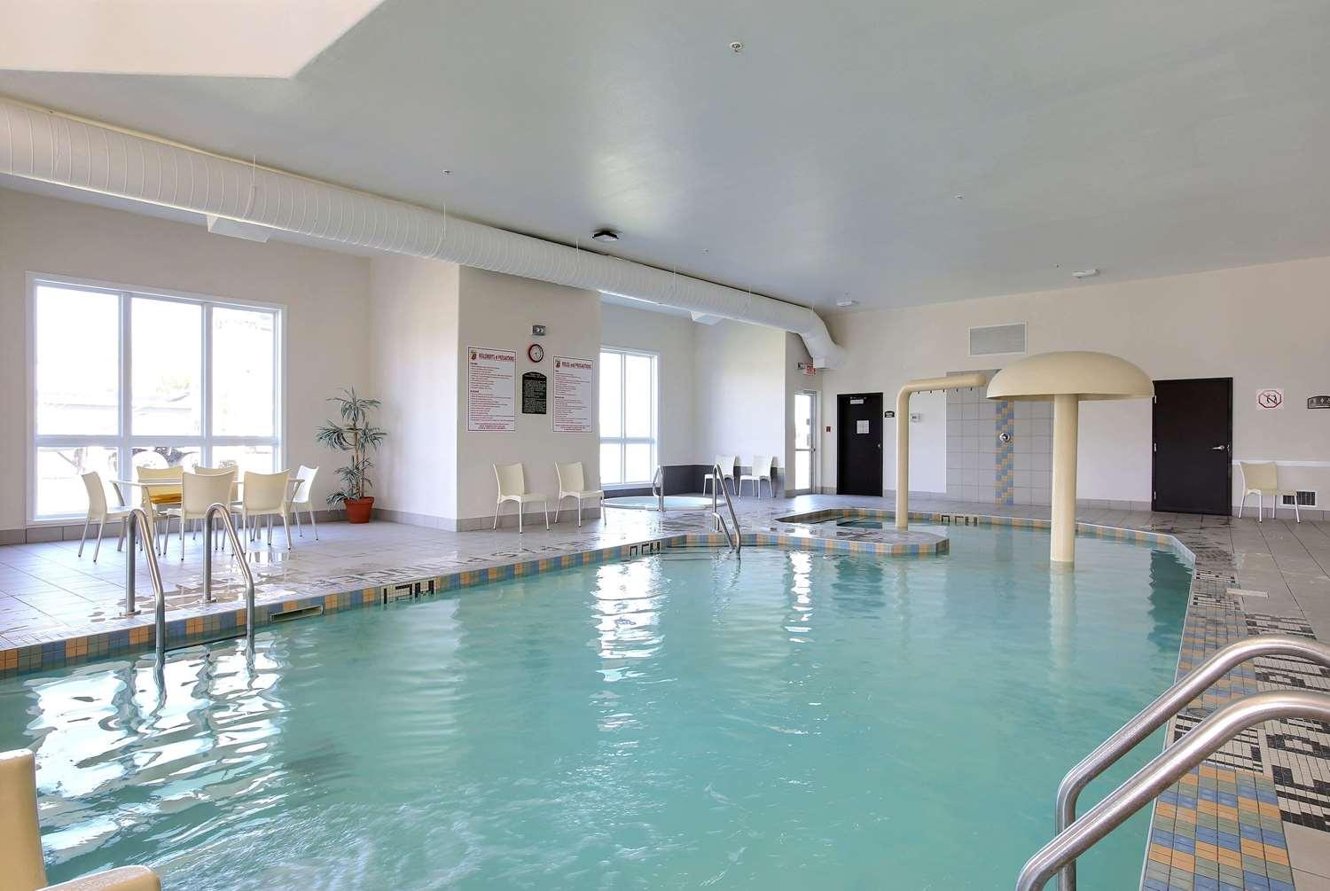 swimming pool spa