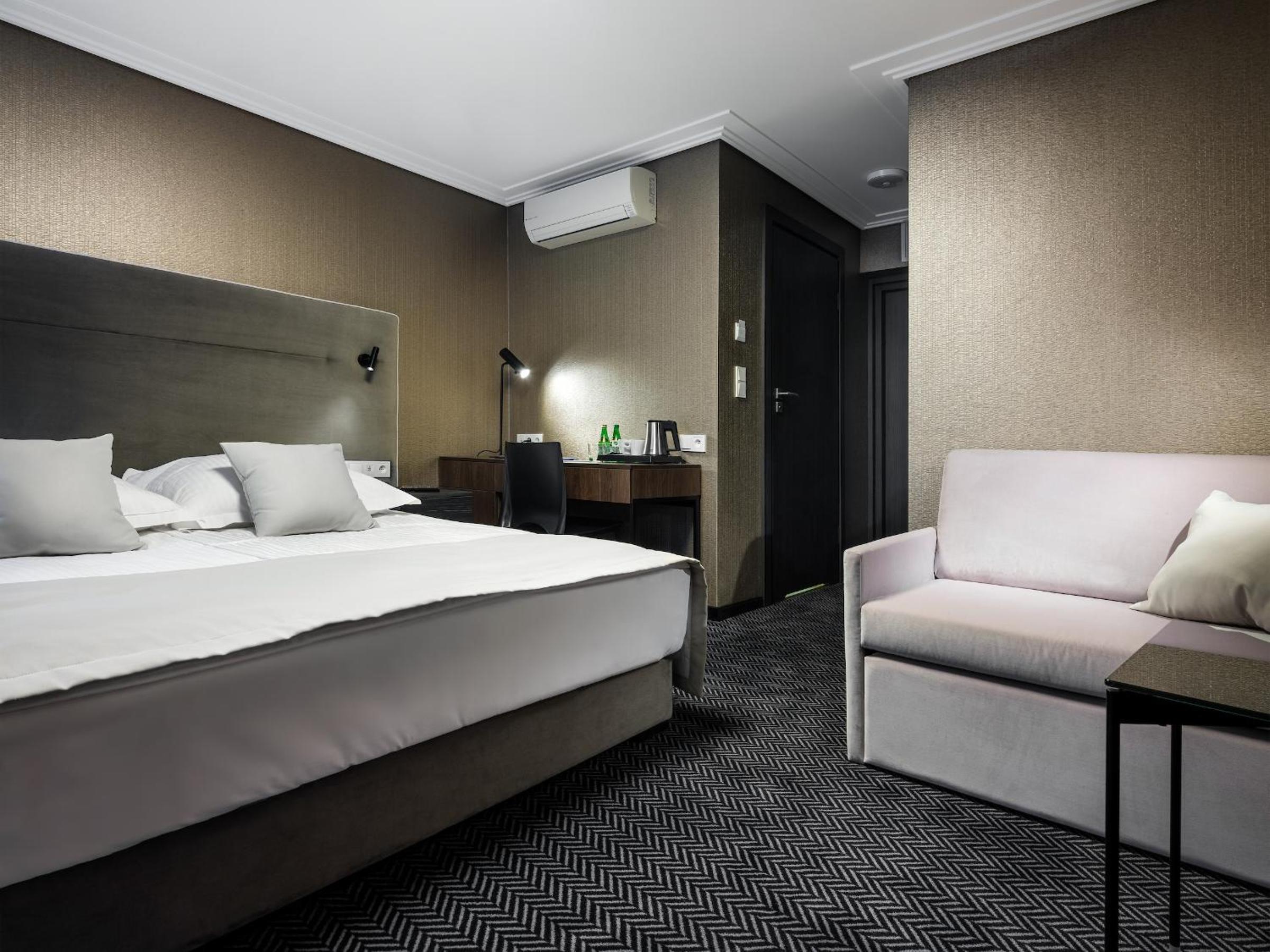 rooms