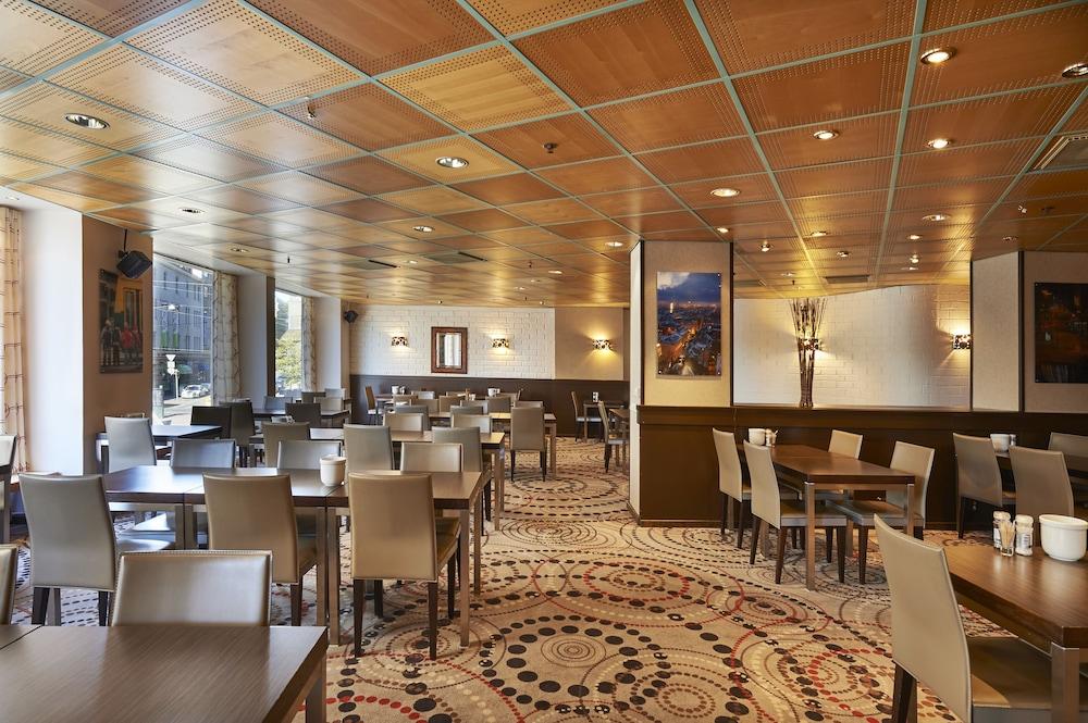 restaurant cafeteria