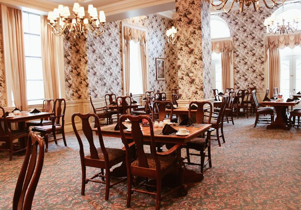restaurant-cafeteria