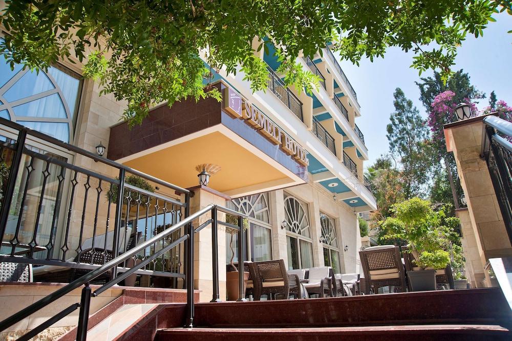 hotel