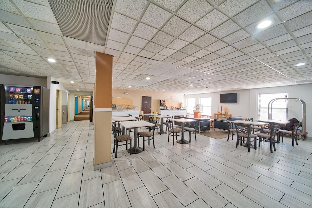 restaurant-cafeteria