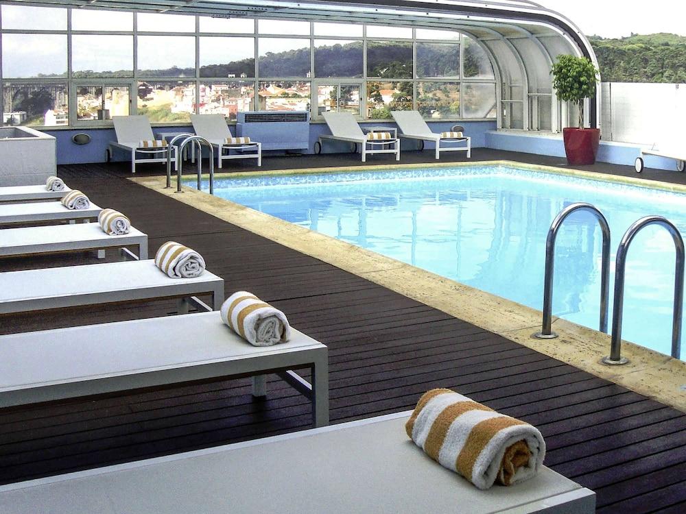 swimming pool spa