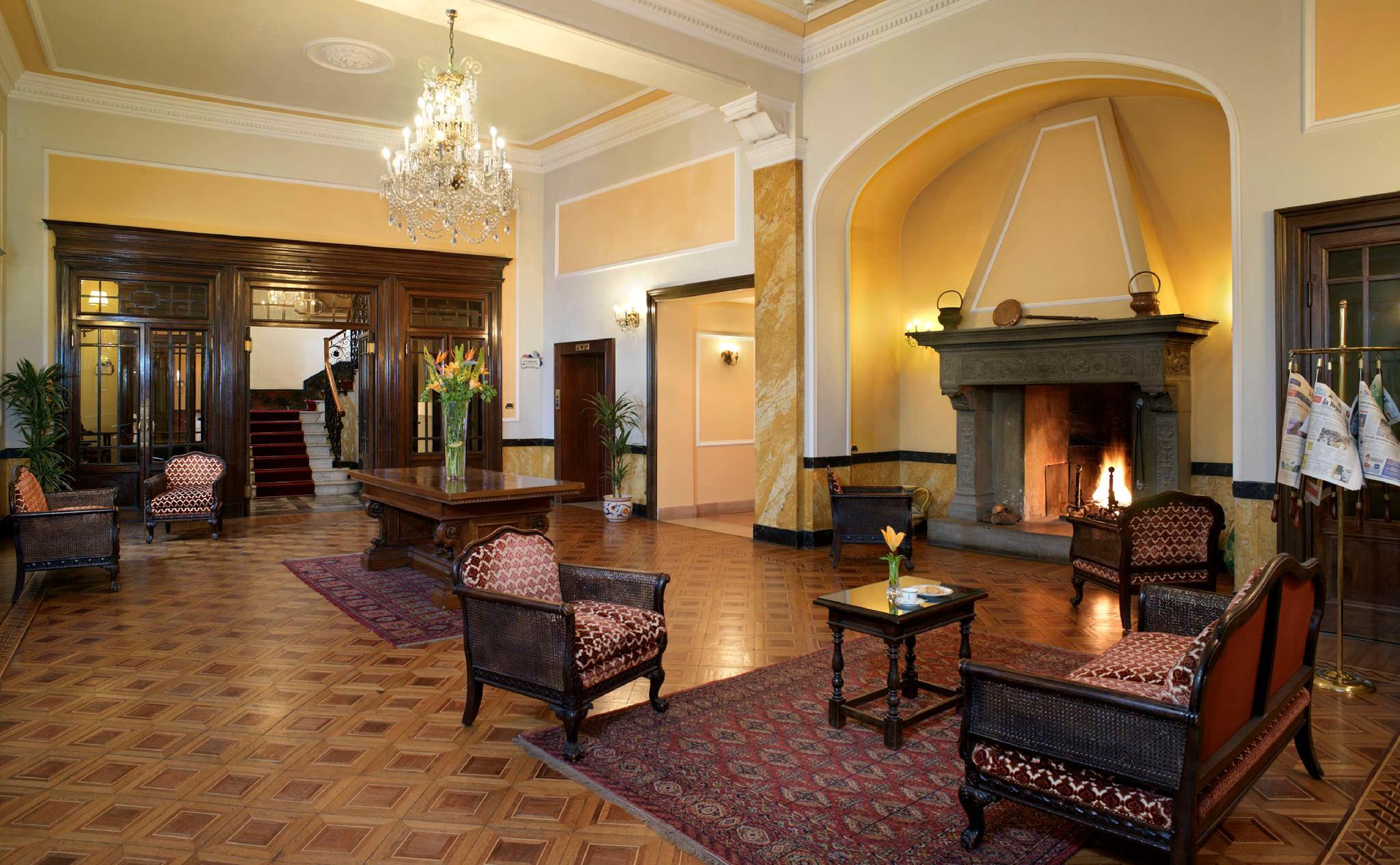 lounge