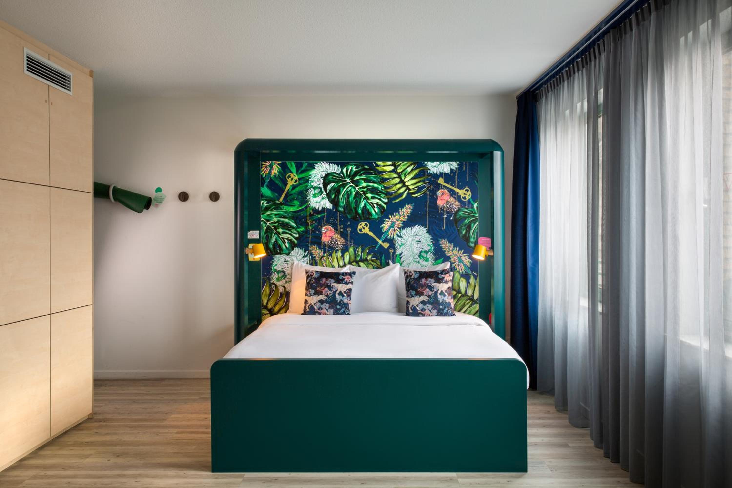 rooms