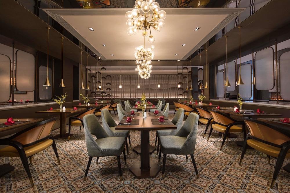 restaurant-cafeteria