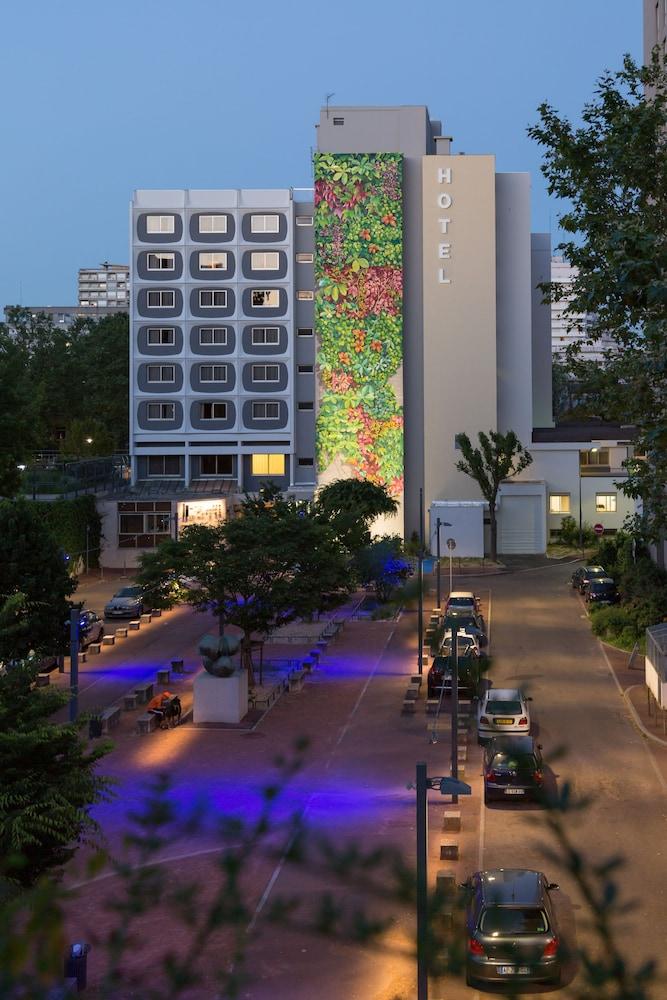 hotel