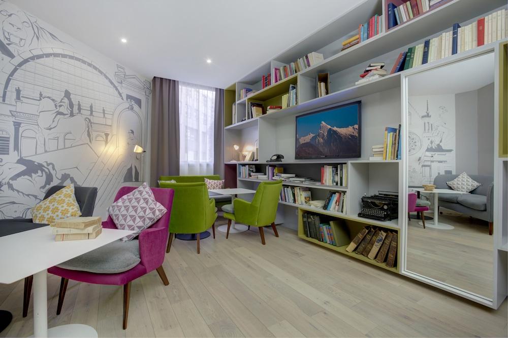 lounge