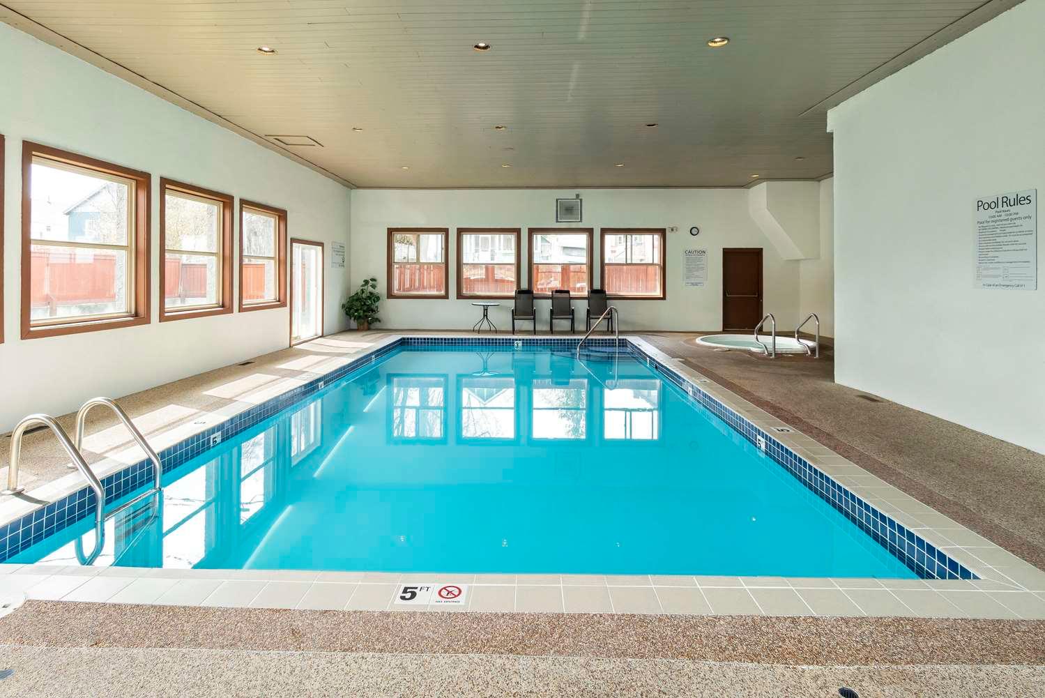 swimming pool spa