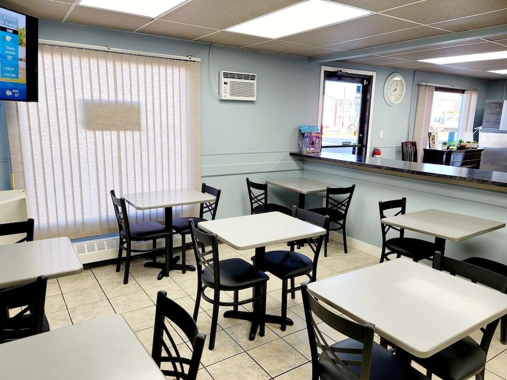 restaurant-cafeteria