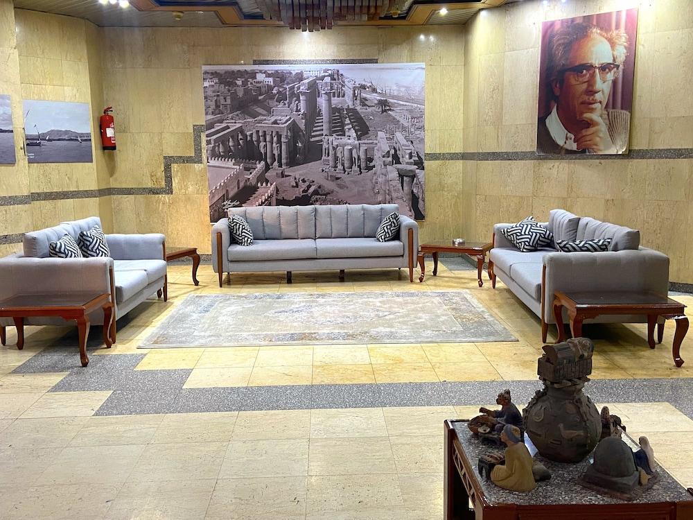 lobby