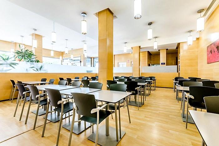 restaurant cafeteria