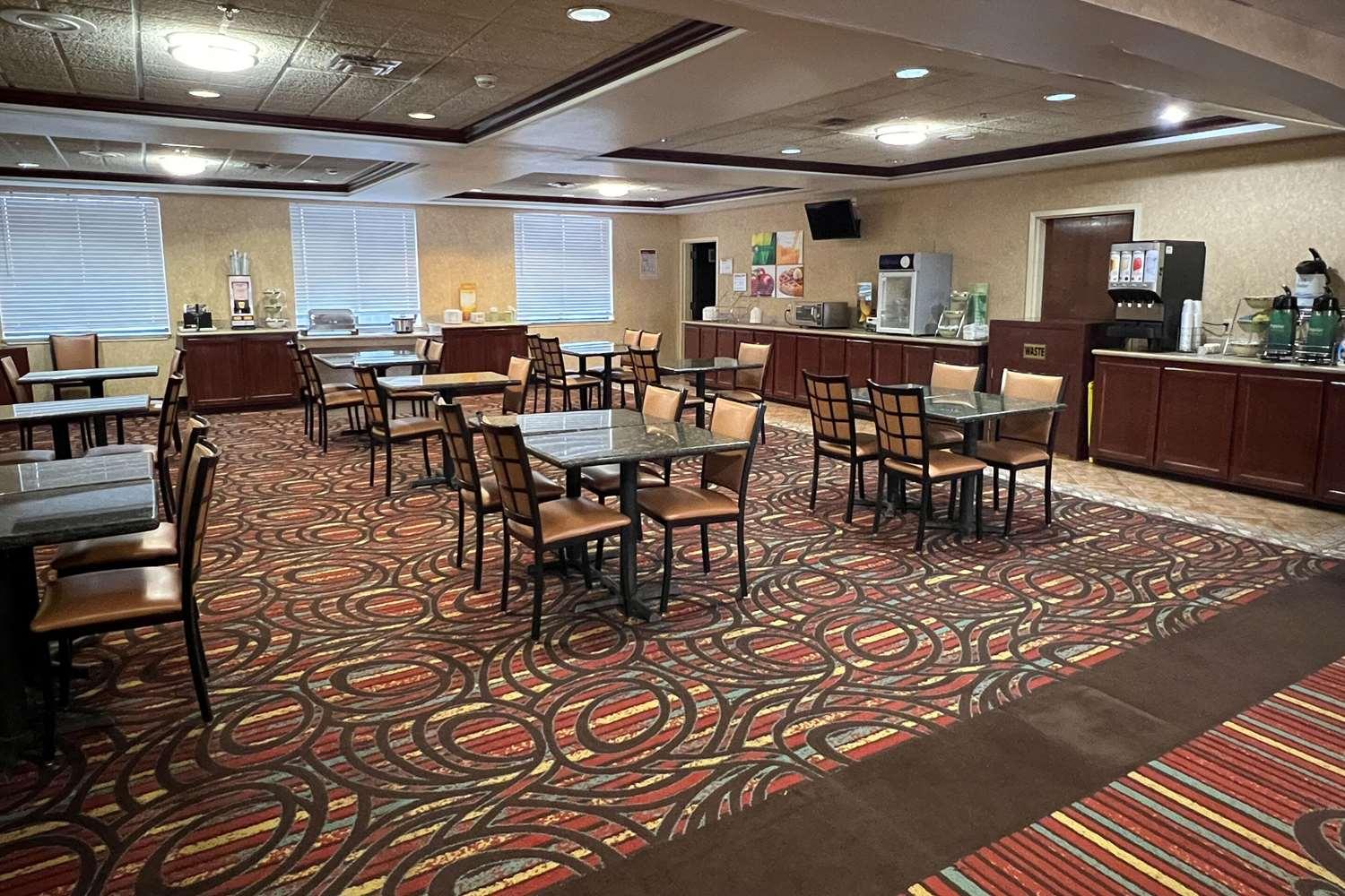 restaurant cafeteria