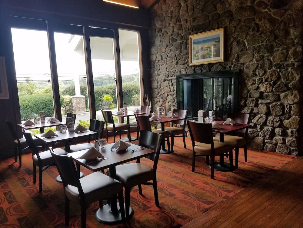 restaurant-cafeteria
