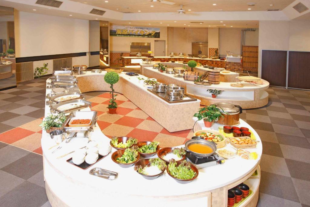 restaurant cafeteria