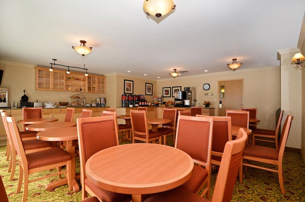 restaurant-cafeteria