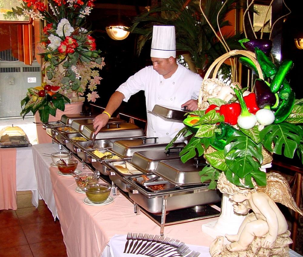 restaurant-cafeteria
