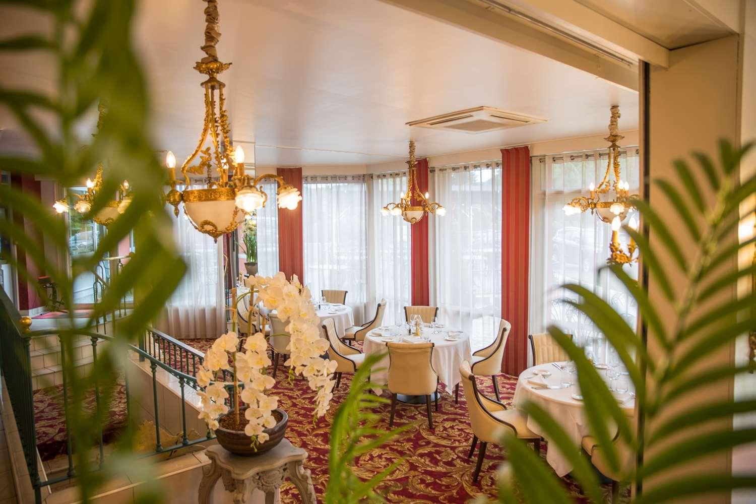 restaurant cafeteria