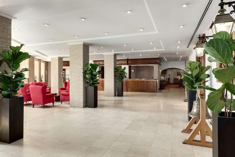 lobby