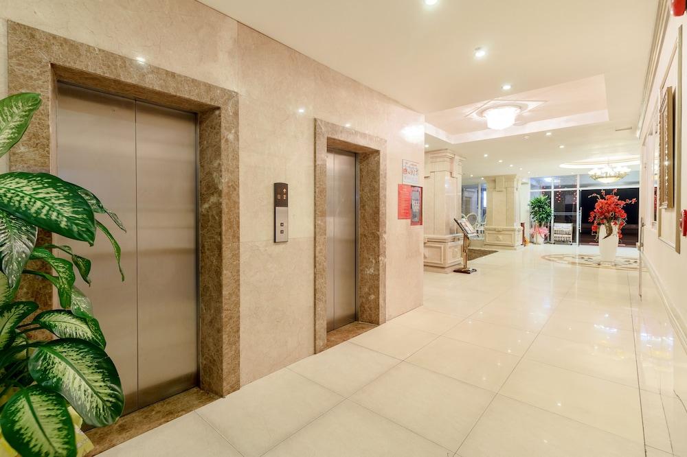 lobby