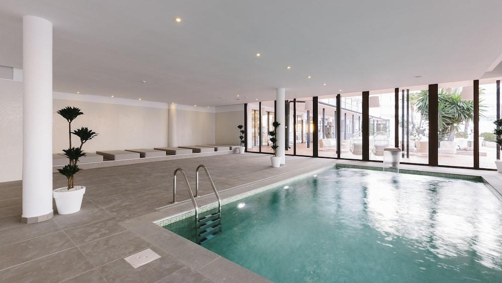 swimming pool spa