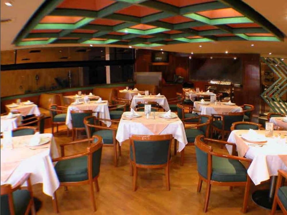 restaurant-cafeteria