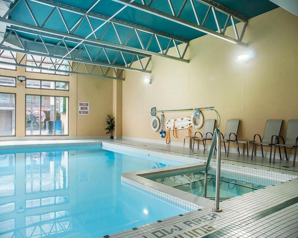swimming pool spa