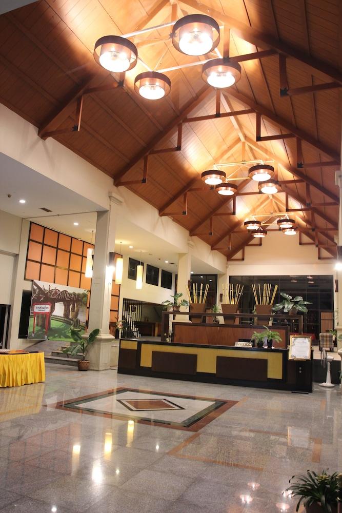lobby