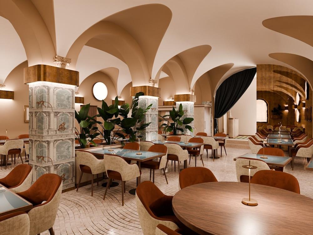 restaurant cafeteria