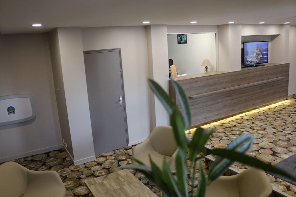 lobby