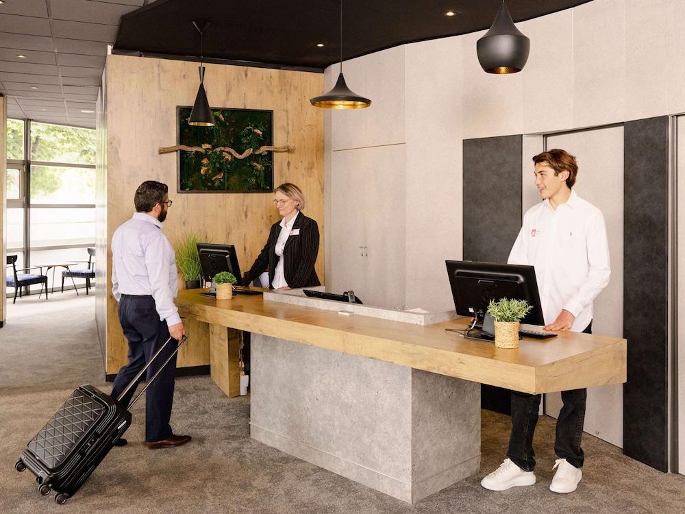 lobby