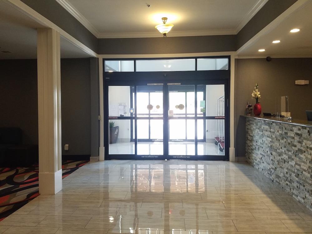 lobby