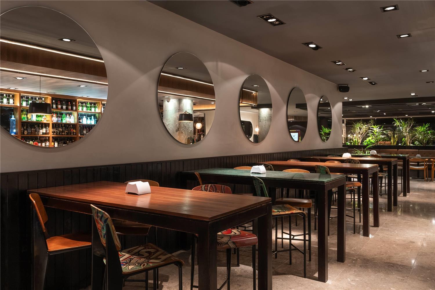 restaurant cafeteria