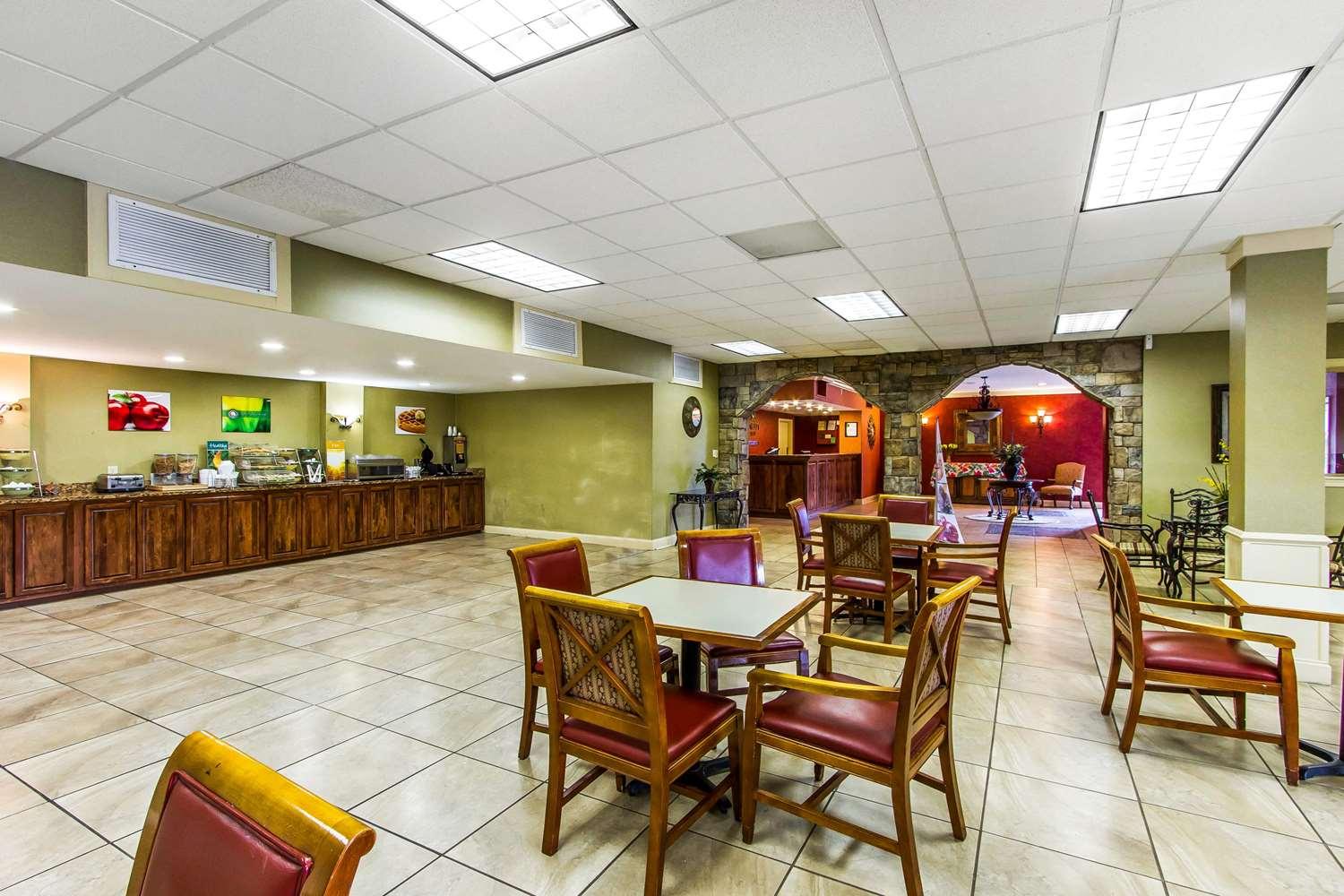 restaurant cafeteria
