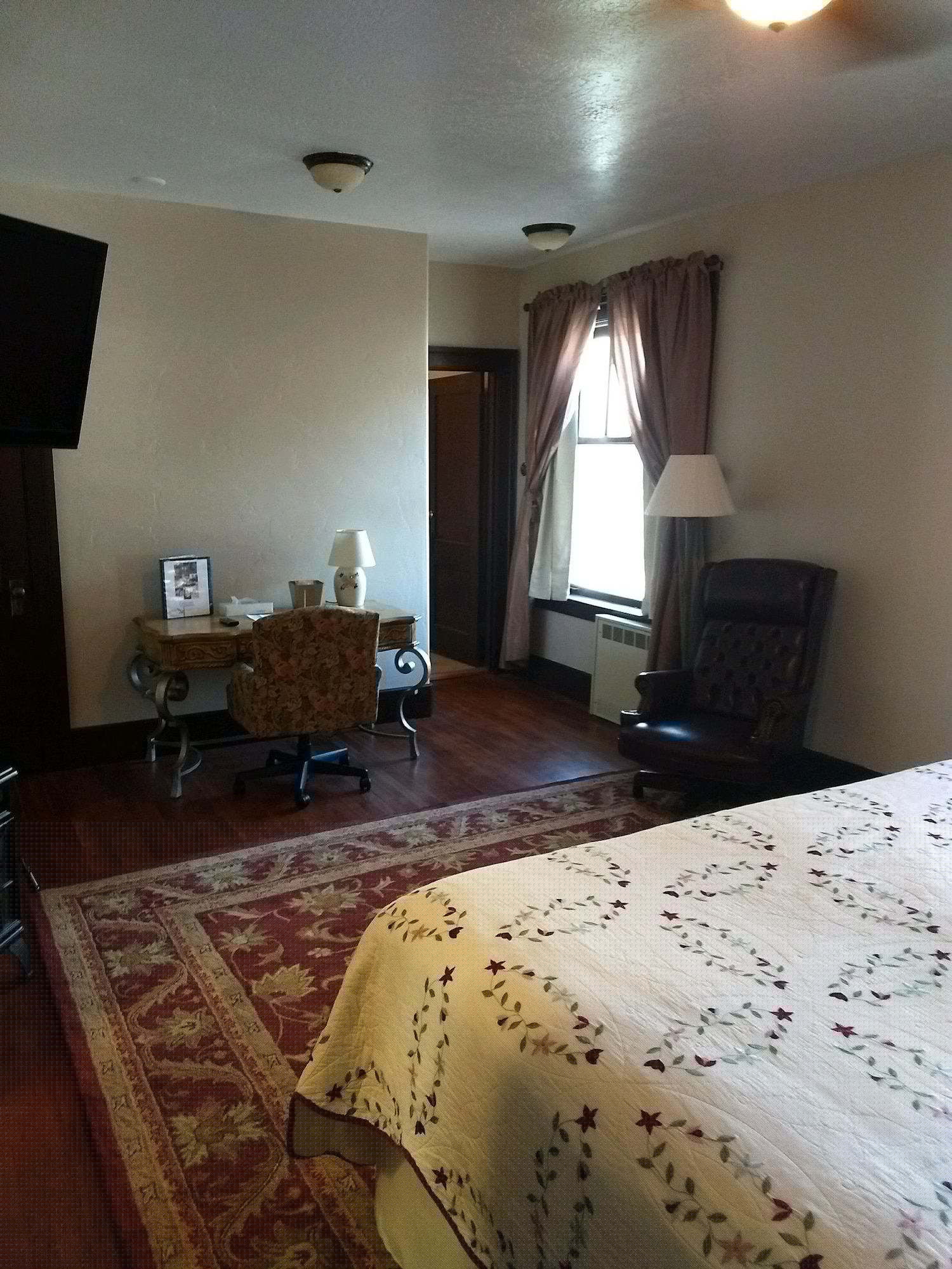 rooms