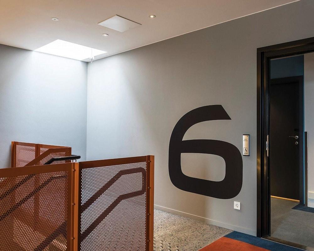 lobby