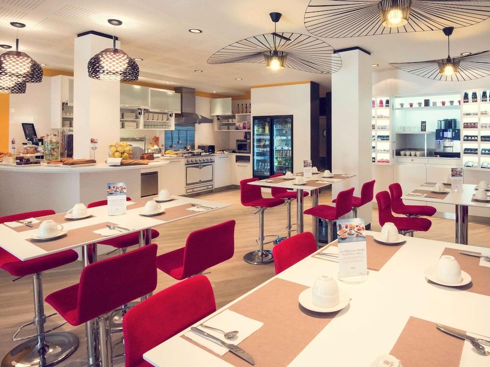 restaurant-cafeteria