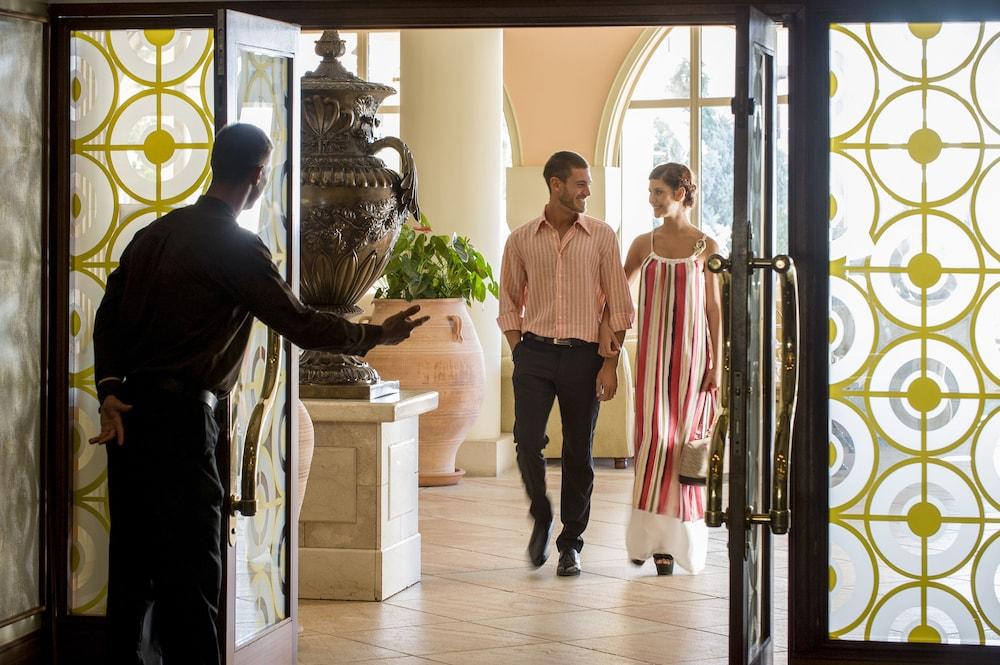 lobby
