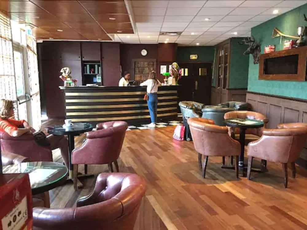 restaurant-cafeteria