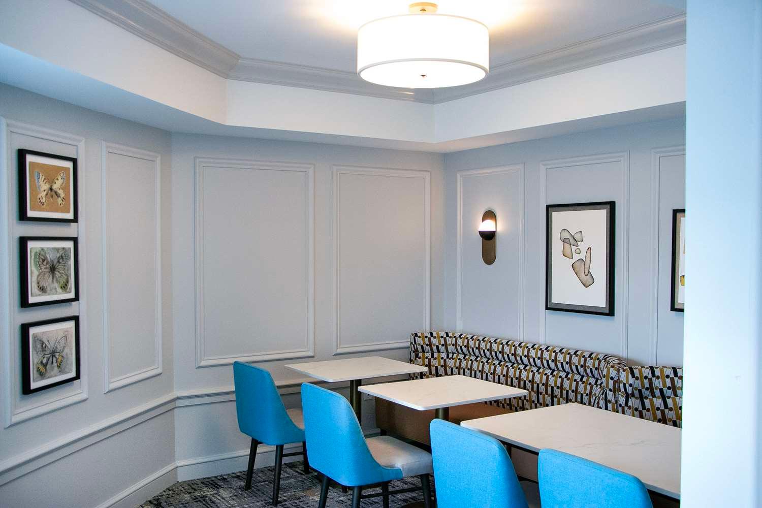 restaurant cafeteria