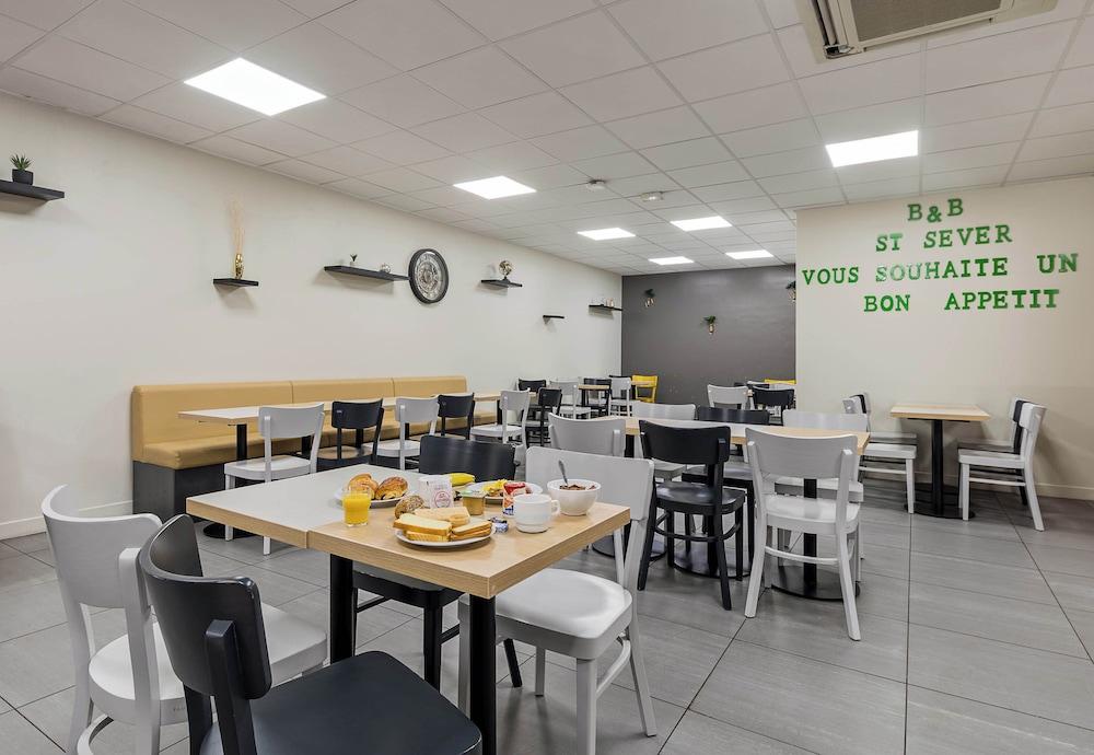 restaurant cafeteria