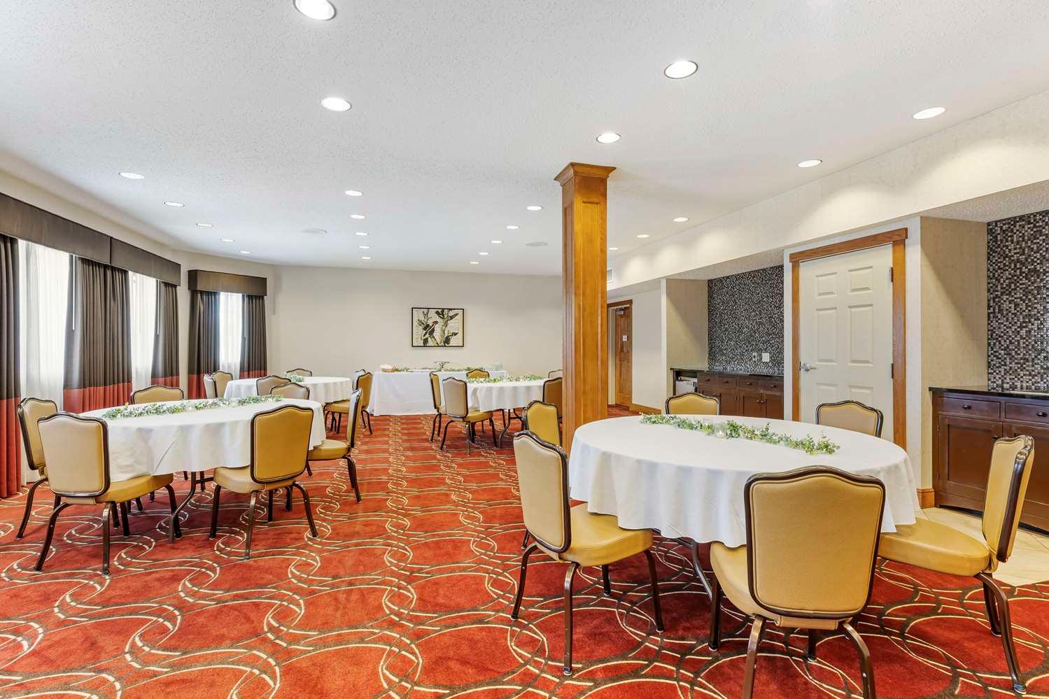 restaurant cafeteria