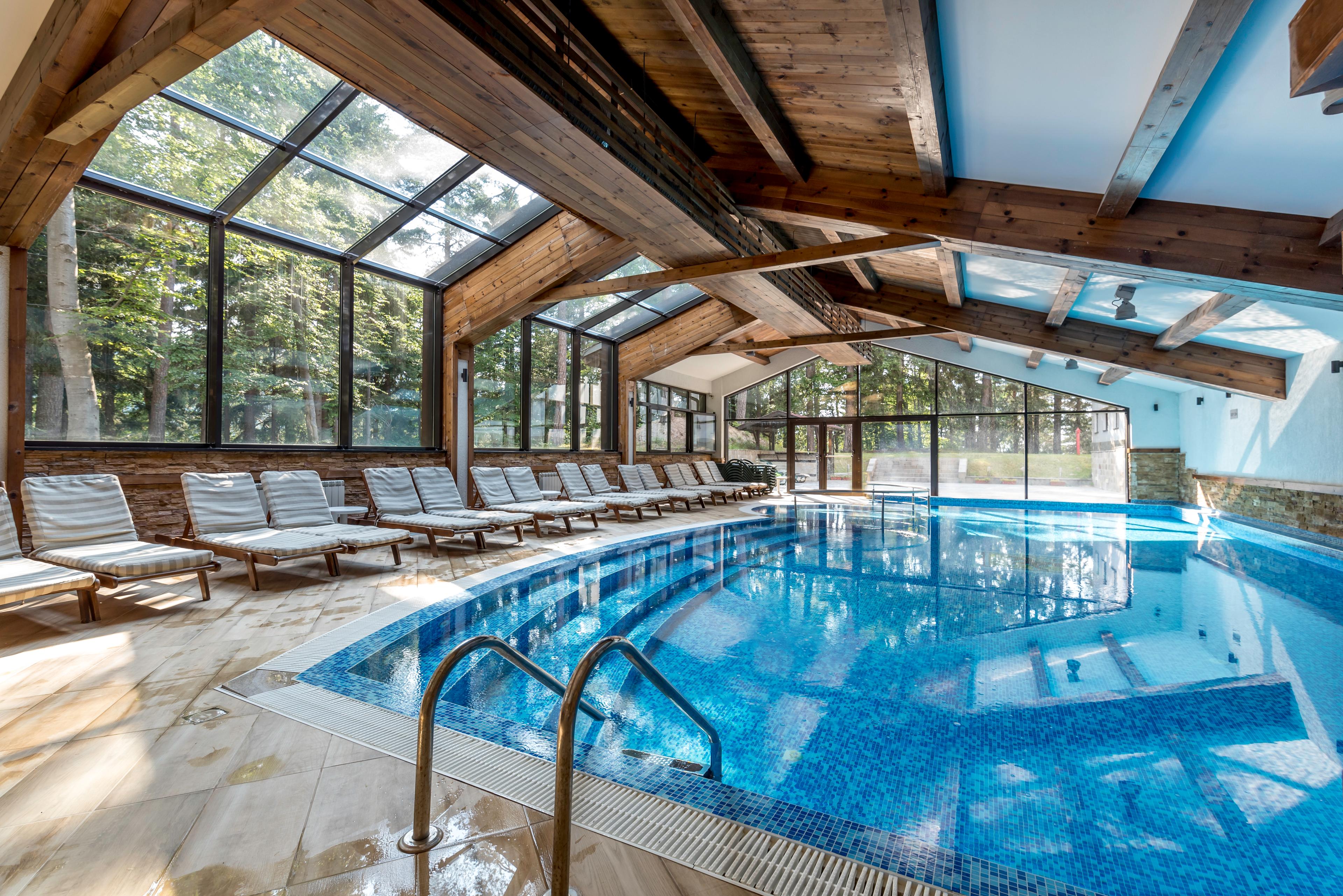 swimming pool spa