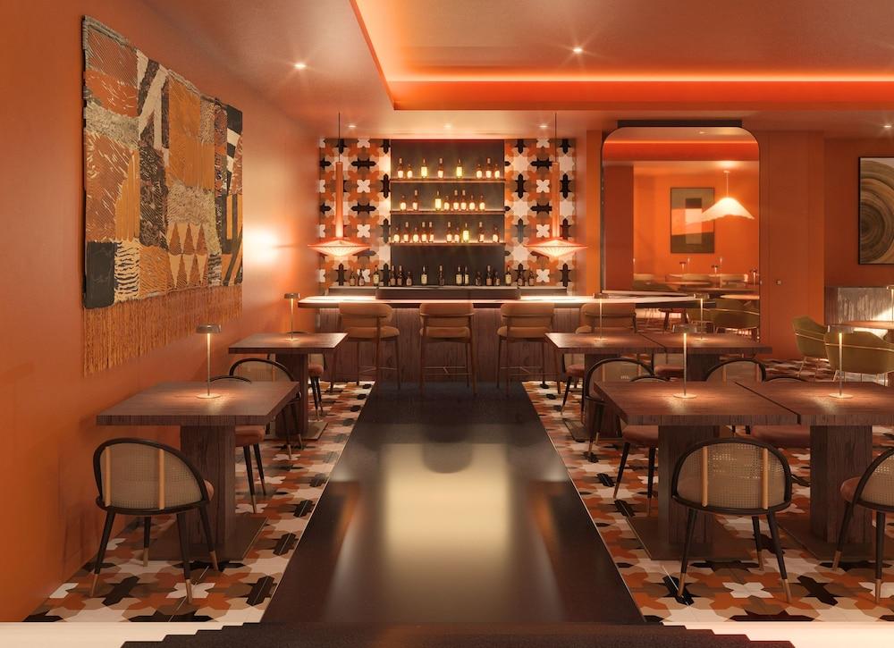 restaurant cafeteria