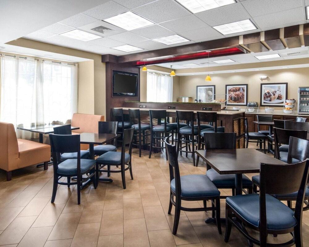 restaurant-cafeteria