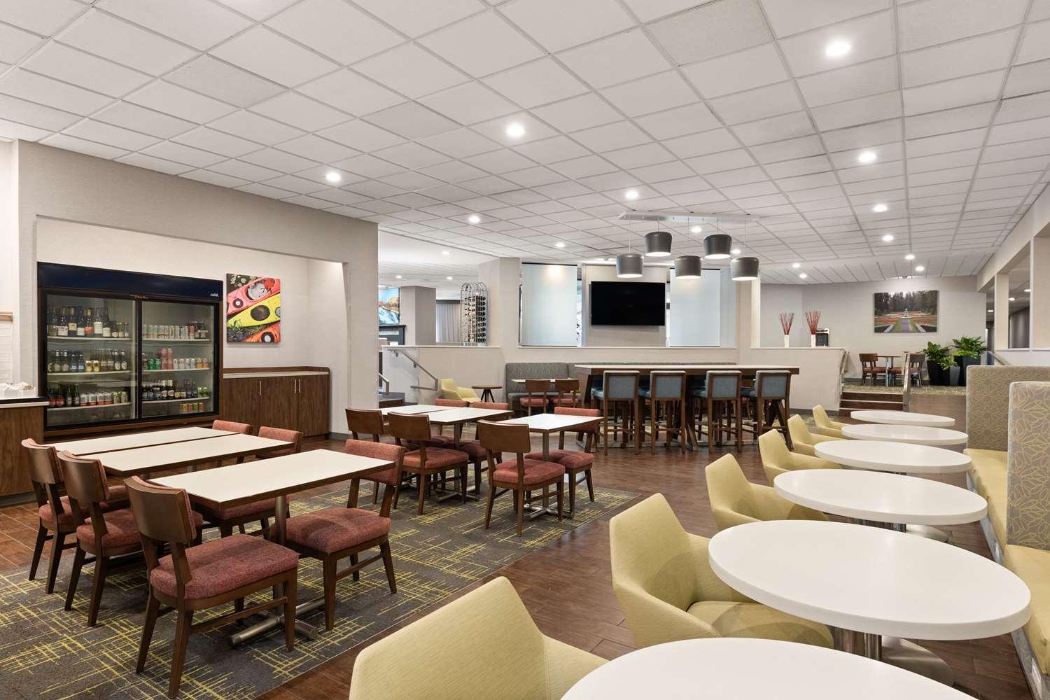 restaurant cafeteria