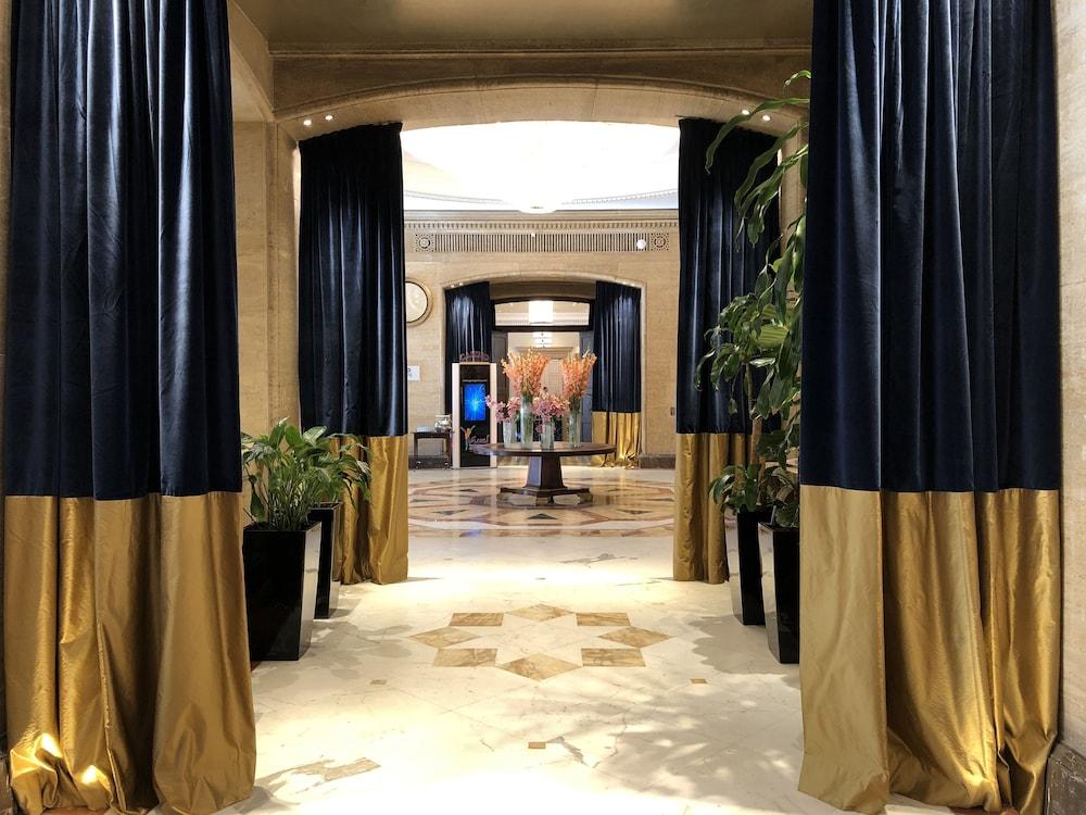 lobby
