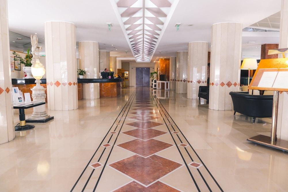 lobby